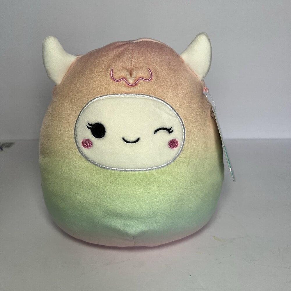 Squishmallow‎ 8 Inch Yara the Yeti Soft Rainbow Plush NWT